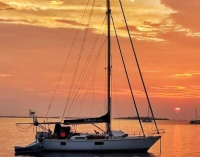 Sea Lab – Couples Romantic Escape